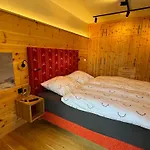 Alpenkind شقة *
