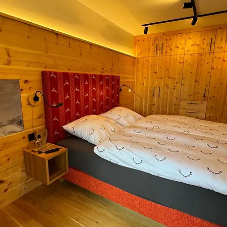 Alpenkind Apartman *